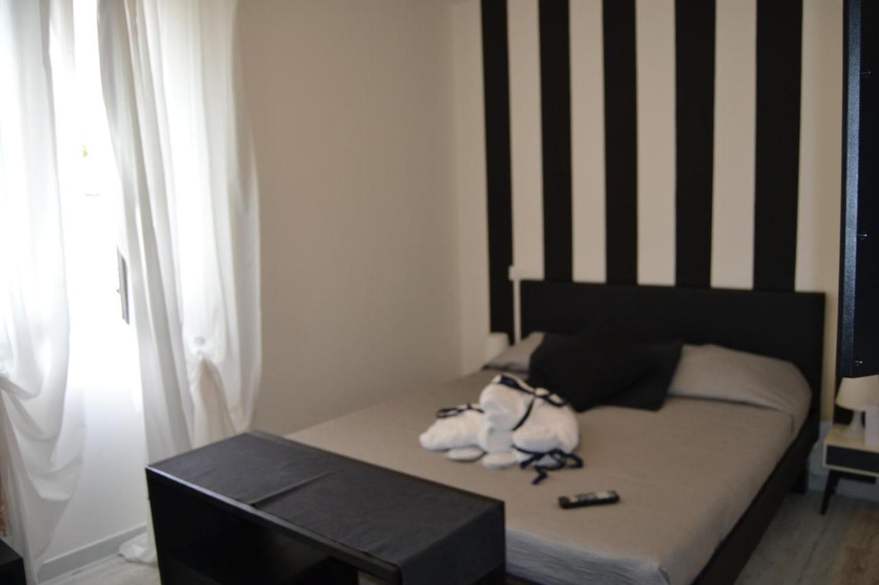 Hotel Butterfly Torre del Lago Puccini Eksteriør billede